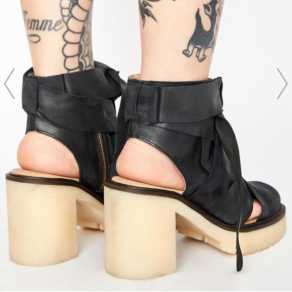 Free People Blake Platform Boots in Black - Picture 7 of 8